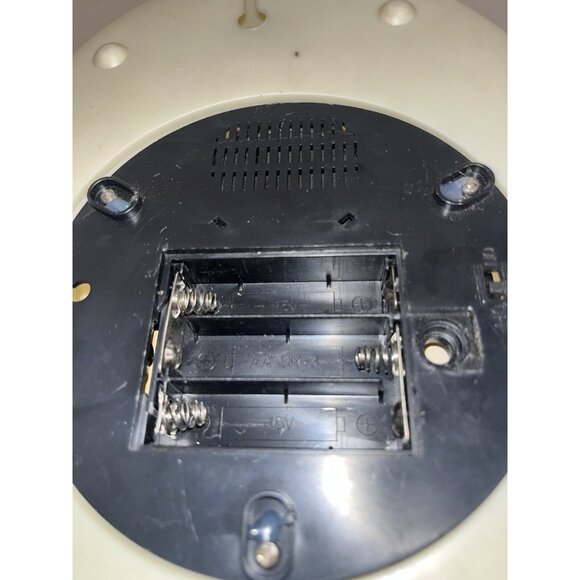 Vintage GAF Corp SPOOKY 3D Laughing SKULL 12½" Wall MIRROR Halloween Decor - Picture 7 of 15